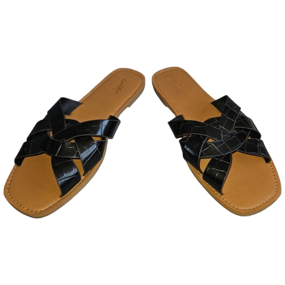 Universal Thread Kyra Cross-Over Crocodile Printed Slide Sandals - Picture 1 of 3